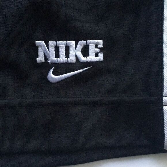 Nike athletic shorts black white perforated size large 12 - 14 - Picture 2 of 8